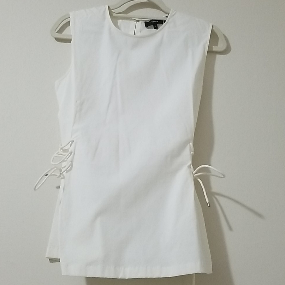 Theory Side-Tie Fitted Top